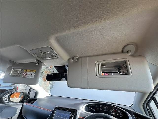 TOYOTA SIENTA HYBRID 2016