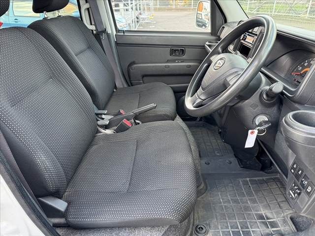 DAIHATSU HIJET CARGO 2018