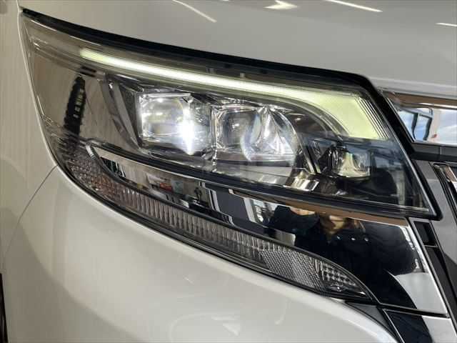 TOYOTA ESQUIRE HYBRID 2018