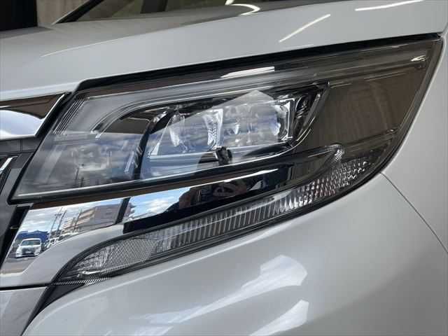 TOYOTA ESQUIRE HYBRID 2018