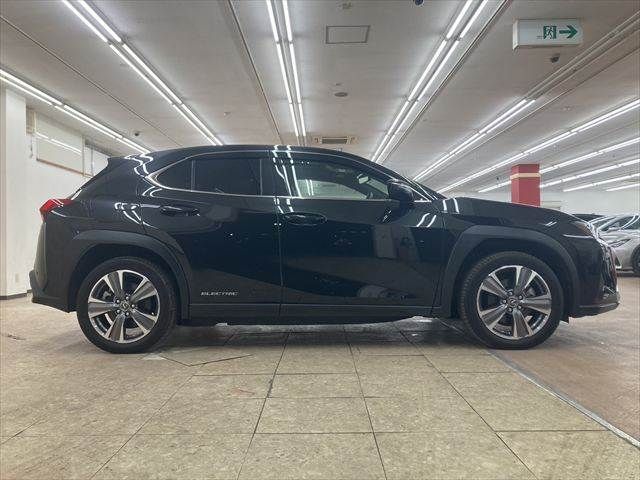 TOYOTA LEXUS UX300e 2022