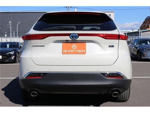 TOYOTA HARRIER HYBRID 2021