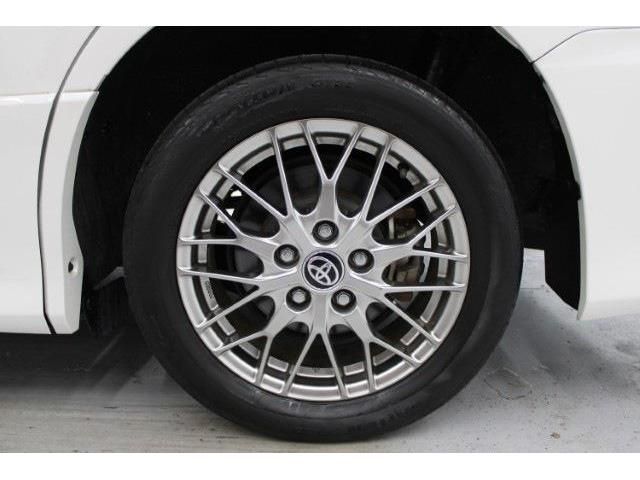 TOYOTA NOAH HYBRID 2019