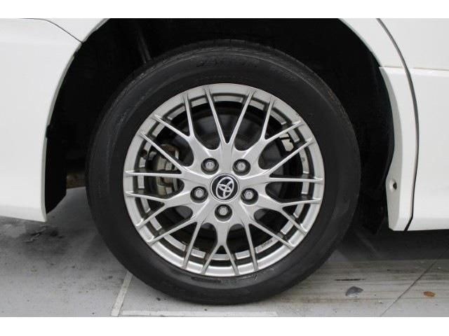 TOYOTA NOAH HYBRID 2019