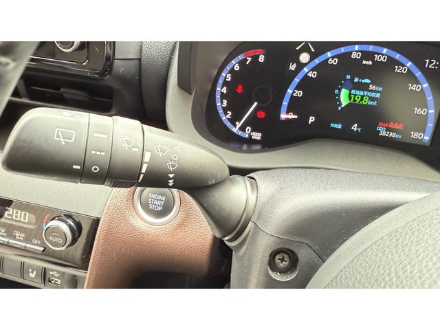 TOYOTA YARIS CROSS 2020