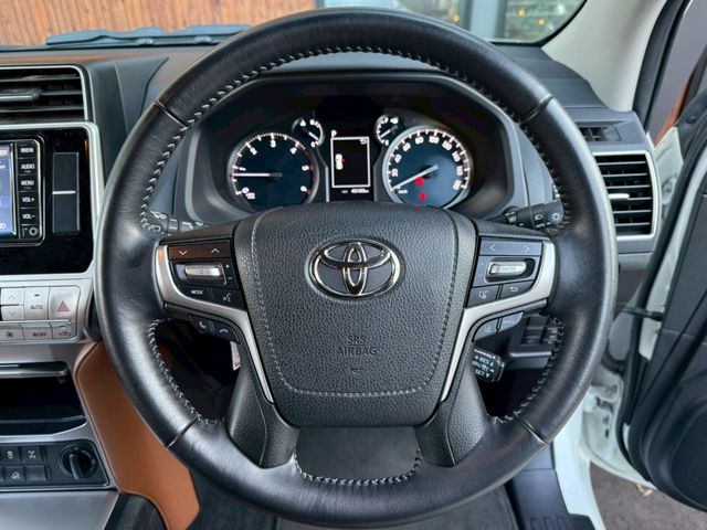 TOYOTA LANDCRUISER PRADO 2022