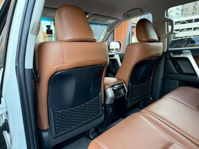 TOYOTA LANDCRUISER PRADO 2022