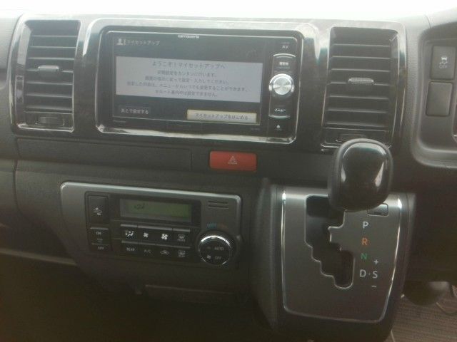 TOYOTA HIACE van 2WD 2019