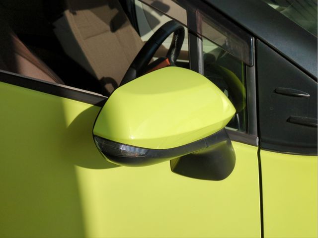 TOYOTA SIENTA HYBRID 2016