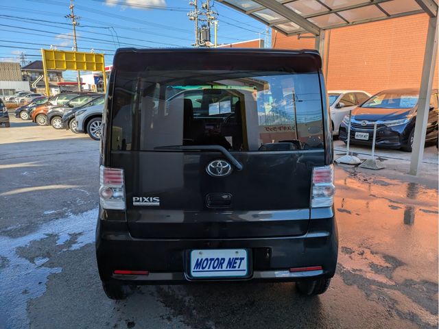 TOYOTA PIXIS SPACE CUSTOM 2012