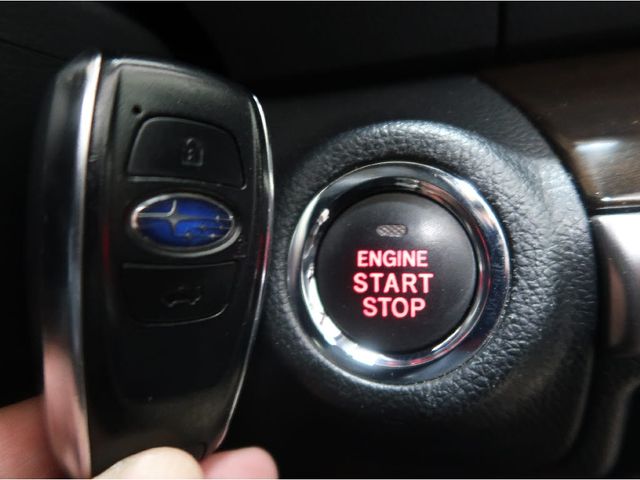 SUBARU LEGACY B4 2017