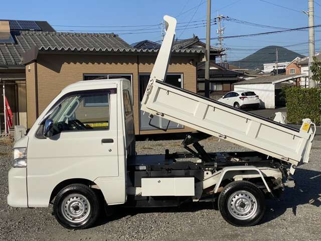 DAIHATSU HIJET dump 4WD 2010