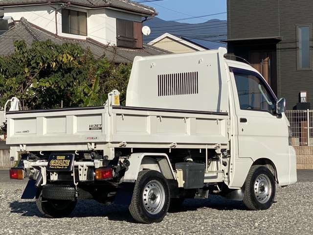 DAIHATSU HIJET dump 4WD 2010