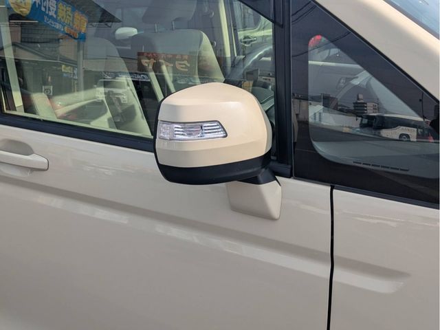 HONDA STEPWAGON 4WD 2014