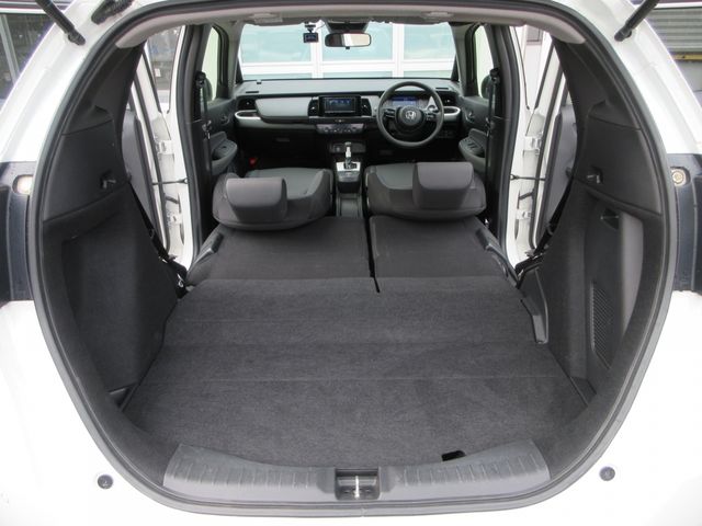 HONDA FIT e:HEV 4WD 2023