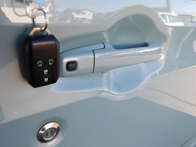 SUZUKI Spacia 4WD 2023