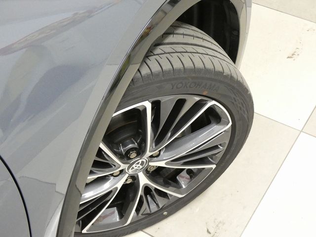 TOYOTA PRIUS 4WD 2025