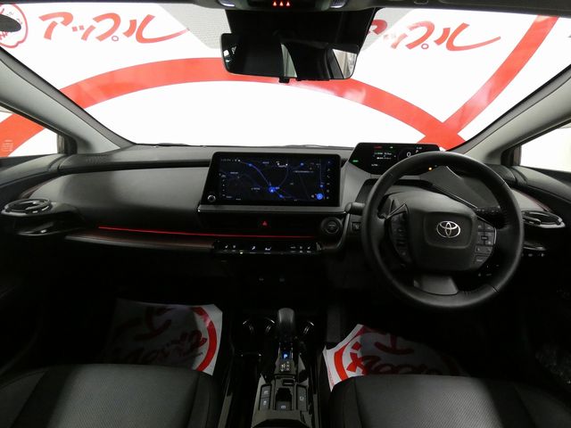 TOYOTA PRIUS 4WD 2025