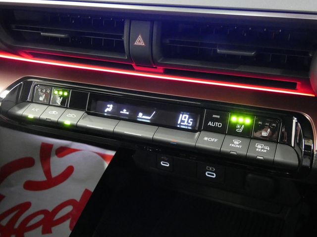 TOYOTA PRIUS 4WD 2025