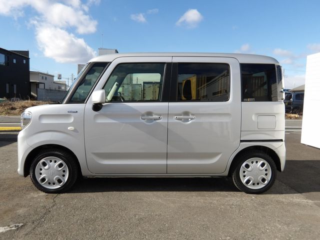 SUZUKI Spacia 4WD 2023
