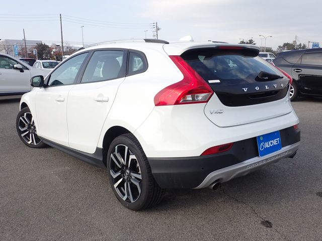 VOLVO VOLVO V40 CROSS COUNTRY 2019