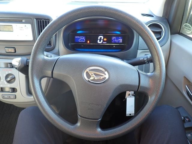 DAIHATSU MIRA e:S 2012