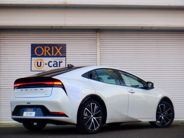 TOYOTA PRIUS 4WD 2025