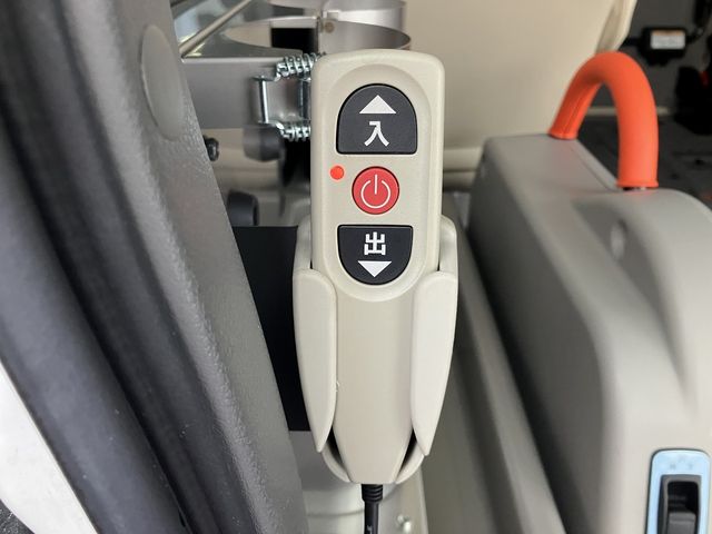 NISSAN NV350 CARAVAN 4WD 2019