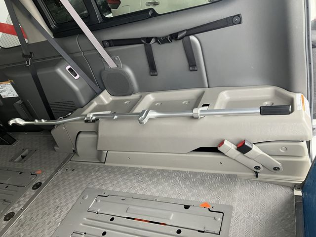 NISSAN NV350 CARAVAN 4WD 2019