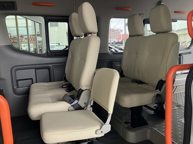 NISSAN NV350 CARAVAN 4WD 2019