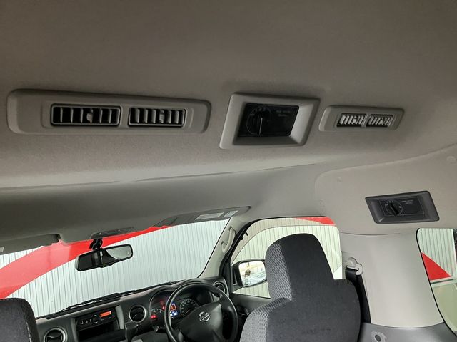 NISSAN NV350 CARAVAN 4WD 2019