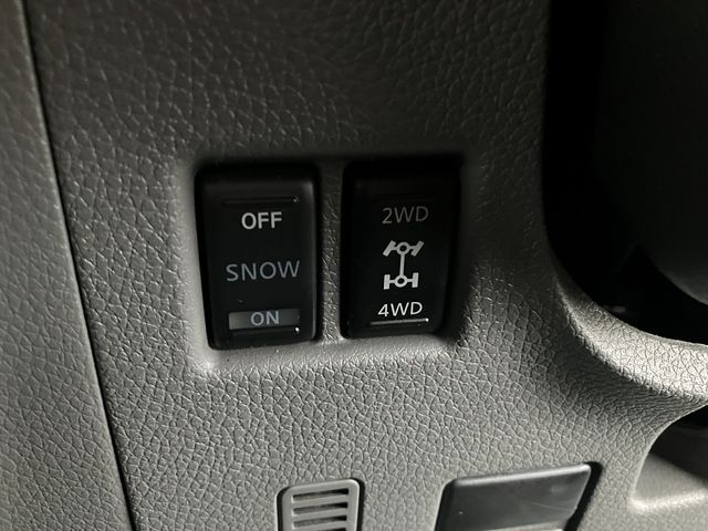 NISSAN NV350 CARAVAN 4WD 2019