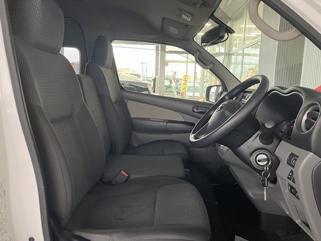 NISSAN NV350 CARAVAN 4WD 2019