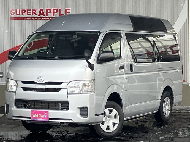 TOYOTA HIACE van 4WD 2019