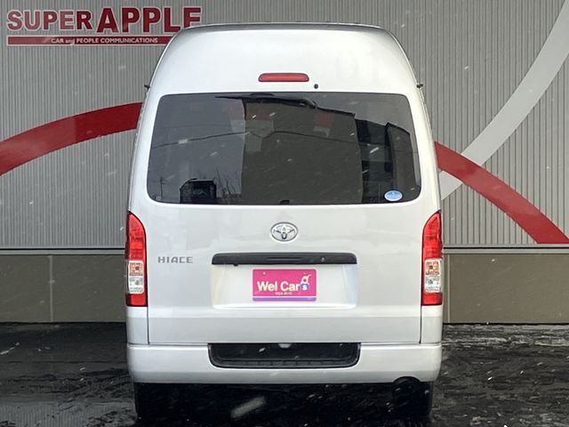 TOYOTA HIACE van 4WD 2019