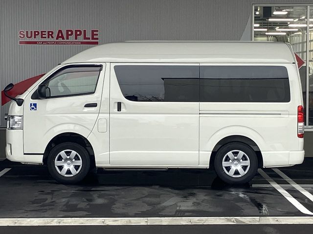 TOYOTA HIACE van 4WD 2021