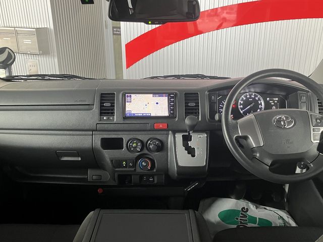 TOYOTA HIACE van 4WD 2021