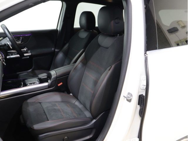 MERCEDES BENZ MERCEDES BENZ GLA class 2023