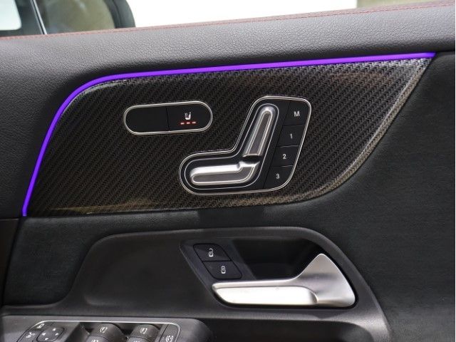 MERCEDES BENZ MERCEDES BENZ GLA class 2023