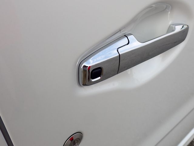 SUZUKI WAGON R Custom Z 2025