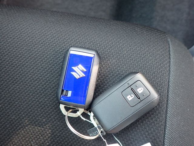 SUZUKI WAGON R Custom Z 2025