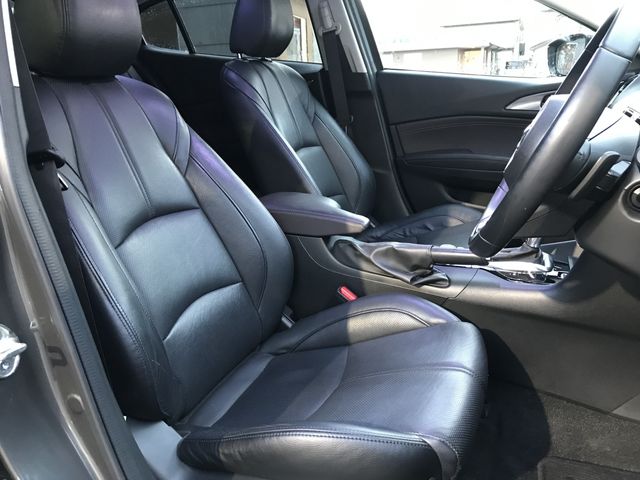 MAZDA AXELA SPORTS 2018