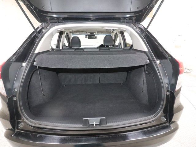 HONDA VEZEL HYBRID 2015