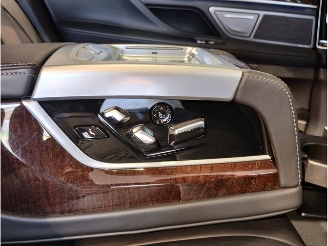 BMW BMW 7series 2020