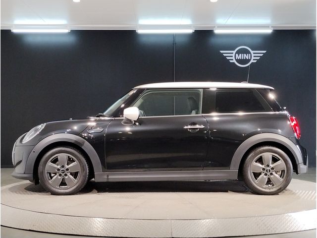 BMW MINI COOPER 2022