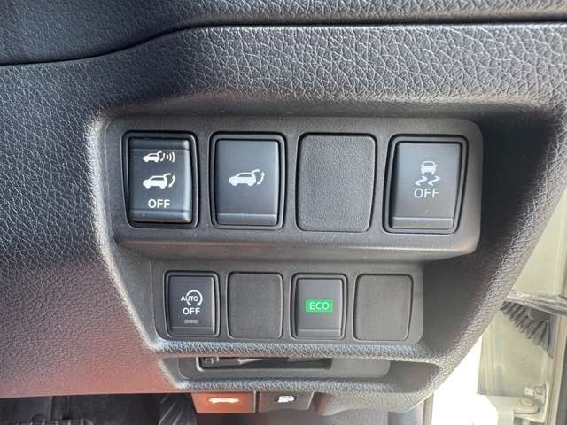 NISSAN X-TRAIL 4WD 2015