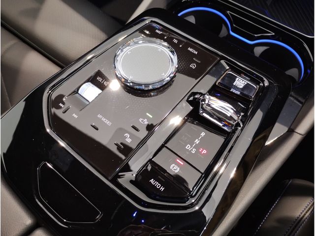 BMW BMW 5series sedan 2023