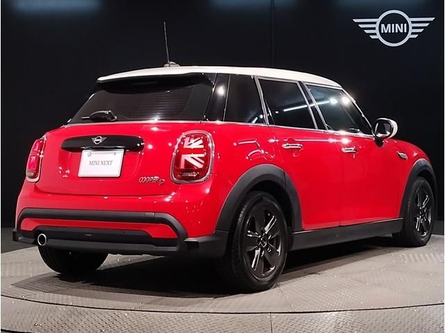 BMW MINI COOPER D 5DOOR 2023