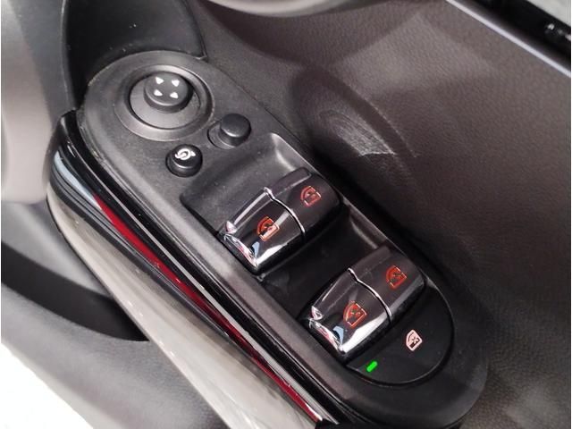 BMW MINI COOPER D 5DOOR 2023