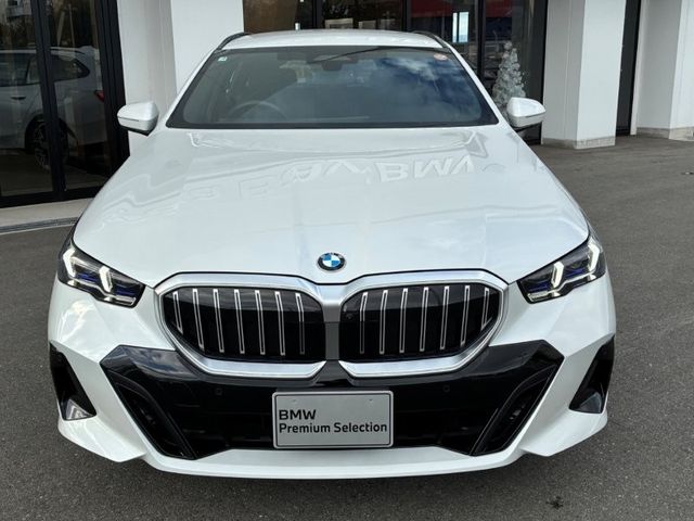 BMW BMW 5series TOURING 2025